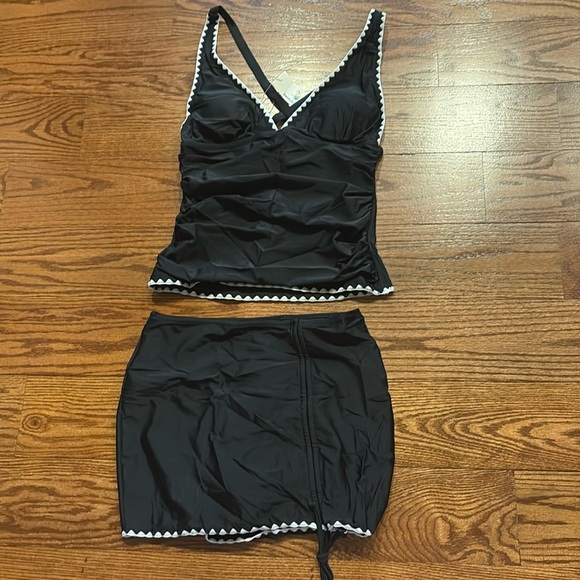 Beachsissi 2 piece halter V neck skirted swimsuit adjustable draw string skirt M - Picture 2 of 14